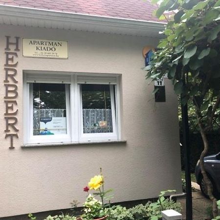 Herbert Apartman Bük Buitenkant foto