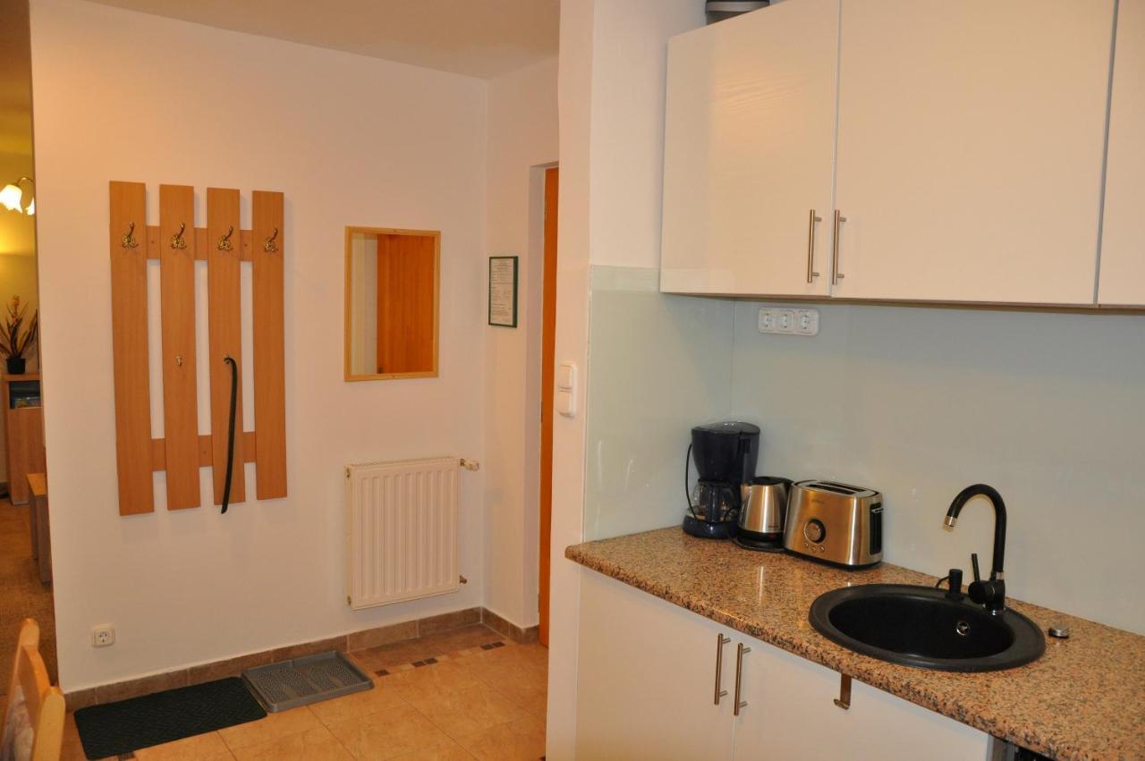 Herbert Apartman Bük Buitenkant foto