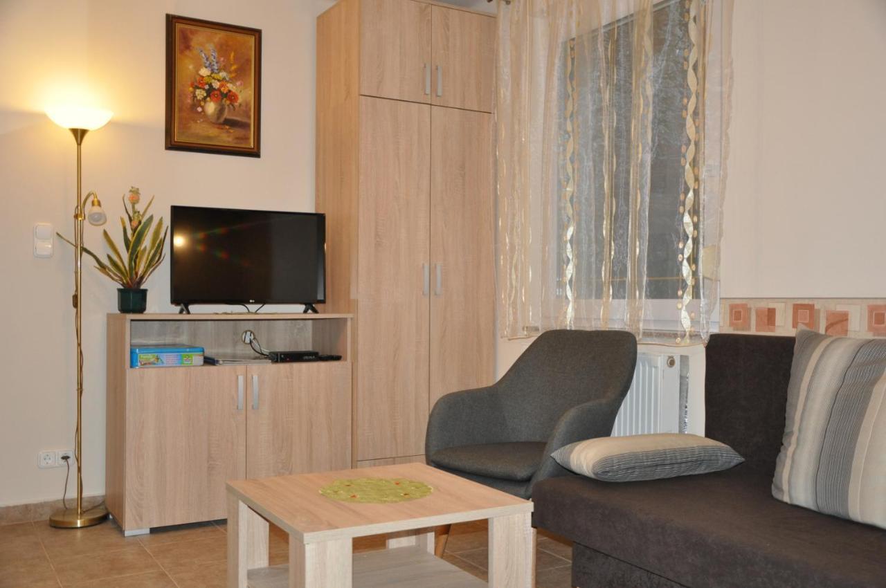 Herbert Apartman Bük Buitenkant foto